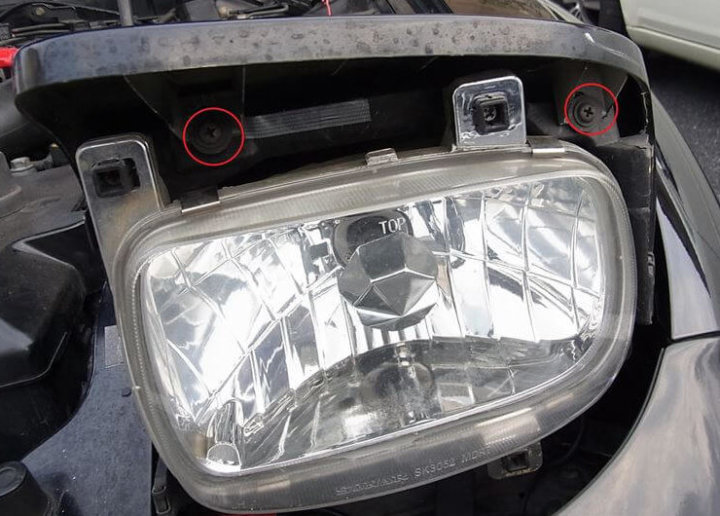 Headlight cover removal