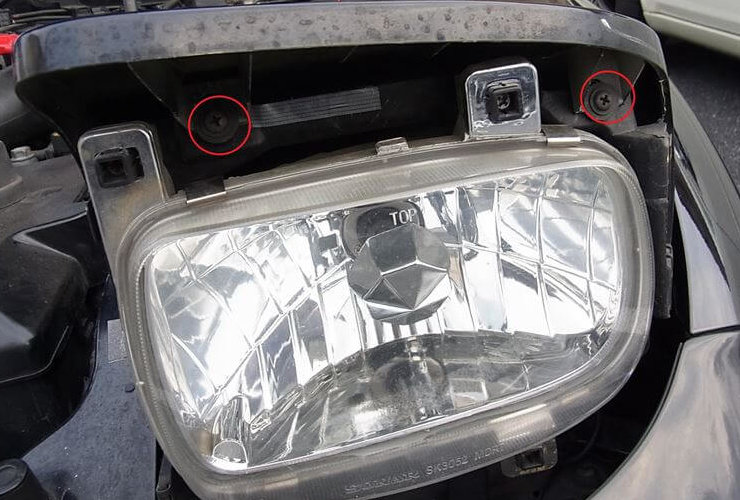 Headlight cover removal