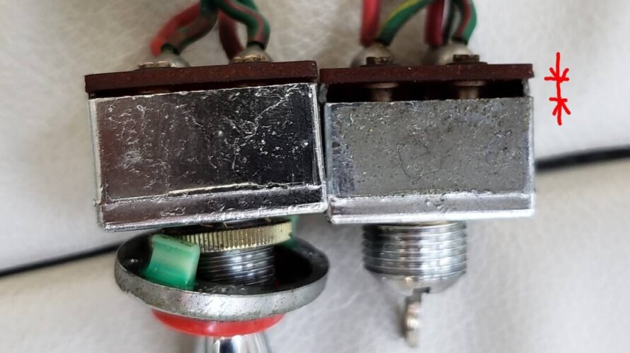 Nissan Figaro How to Repair the Hazard Light Switch